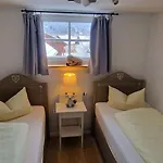 Ξενοδοχείο Fux 3*